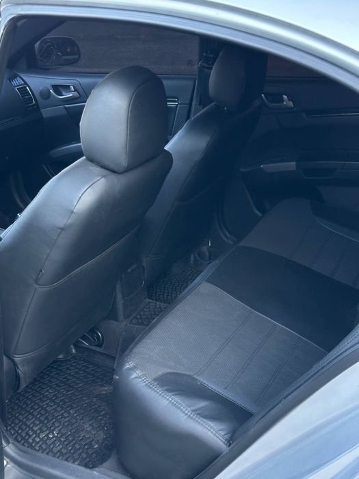 Продам GEELY в хорошом состояний. Газ вписан