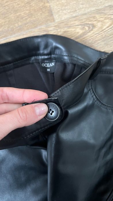 Брюки шкіра українською бренду