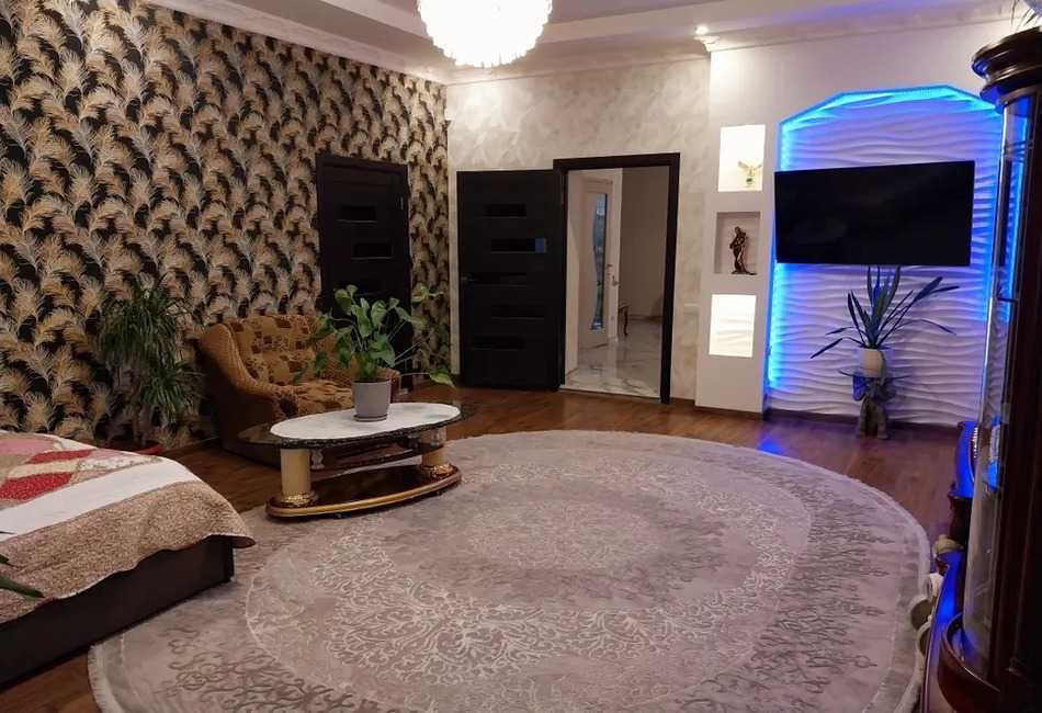 vys-04. Дом у моря. Фонтанка.