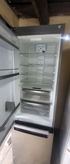 Продам холодильник Вірпул но  фрост