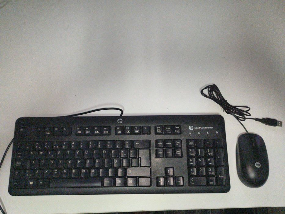 PC HP i7 6700(i3 8100) 3,6ghz+gráficos UHD 610+8gb ddr4+370gb SSD NVME