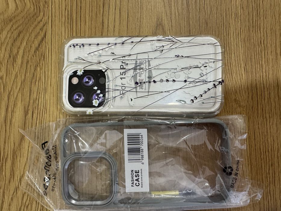 Чохли та захсине скло (антишпіон) для Iphone 15 pro