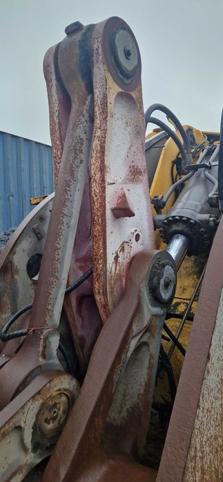 Volvo L 180E z 2003r most przedni tylny siłownik ramienia koła