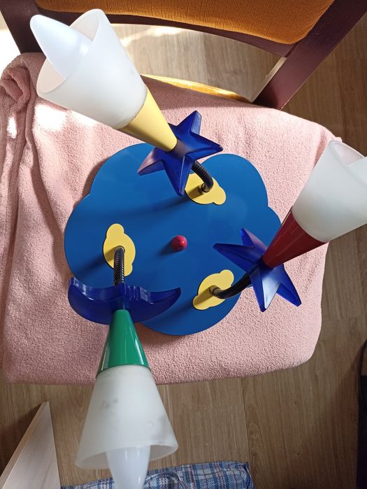 Дитяча яскрава люстра (небо)