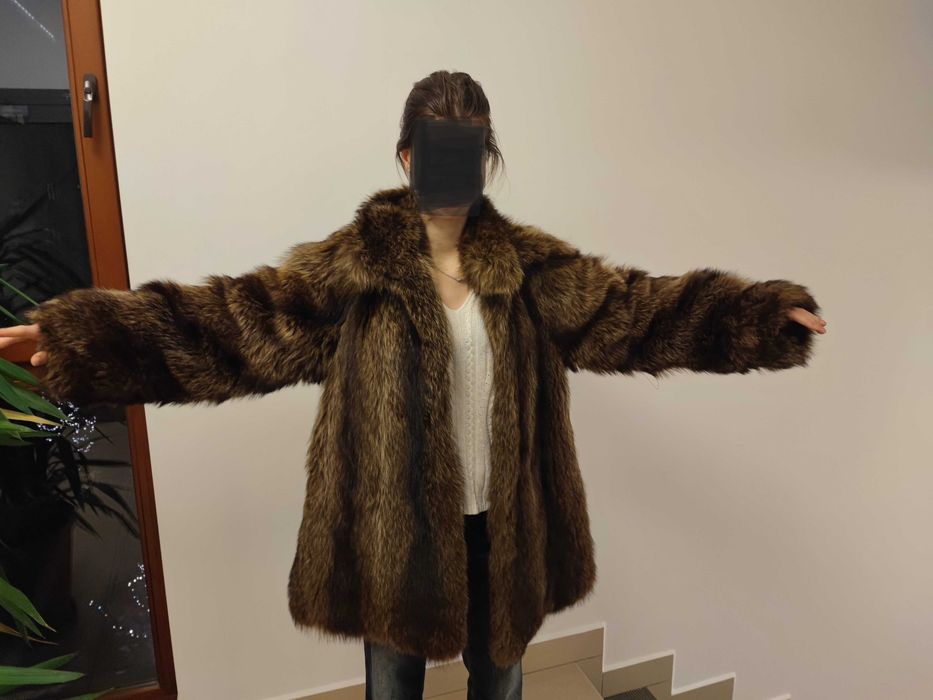Eleganckie futro z naturalnego brązowego lisa L