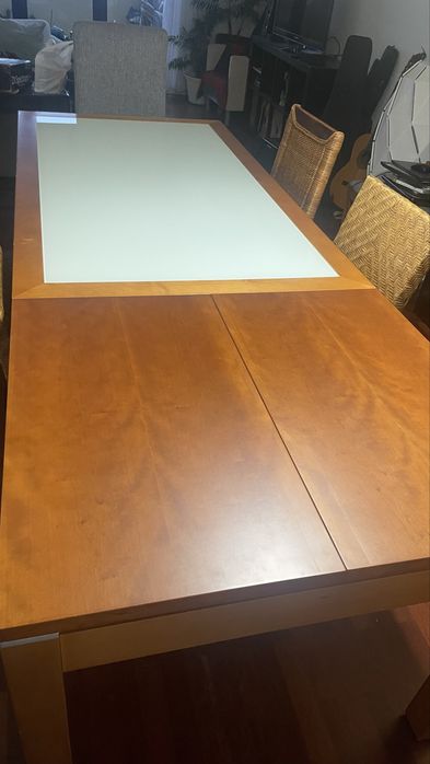 Mesa de sala de jantar madeira e vidro 90x163