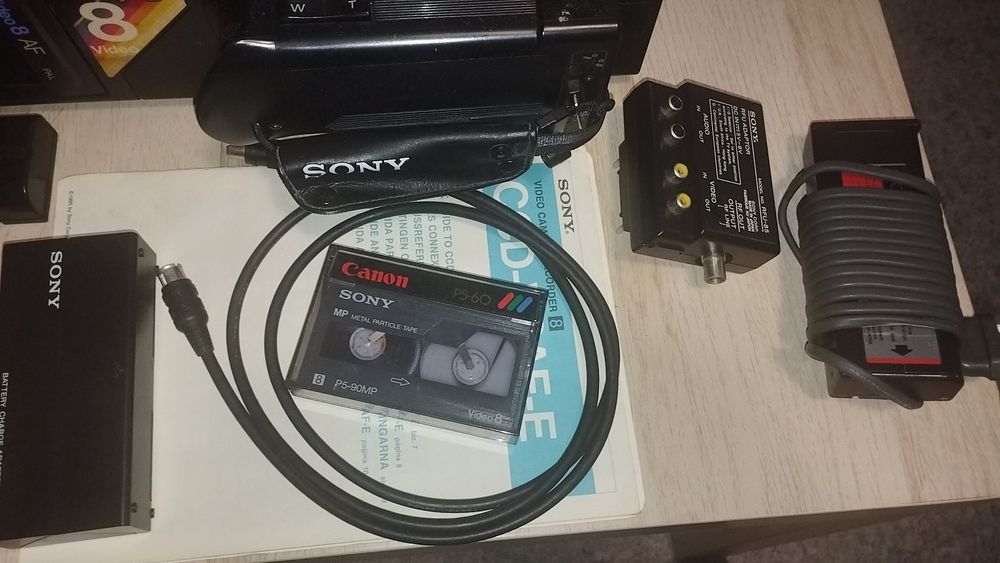 Câmera Sony com tudo incluído