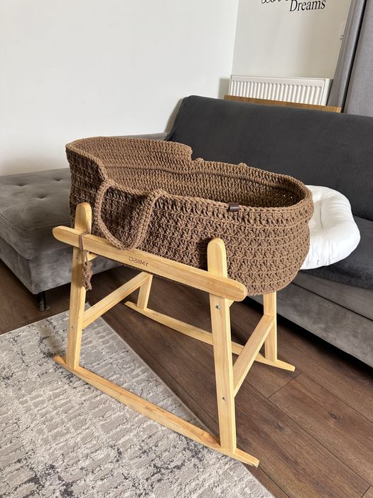 Kołyska kosz Mojżesza stojak materac kokon