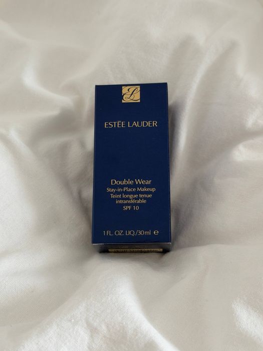 Double Wear 2N1 Estee Lauder