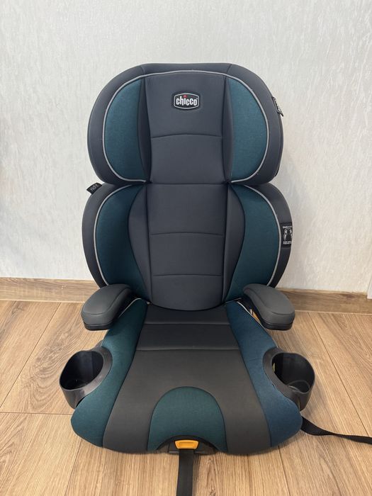 Дитяче автокрісло Chicco KidFit 2-в-1 15-36 кг