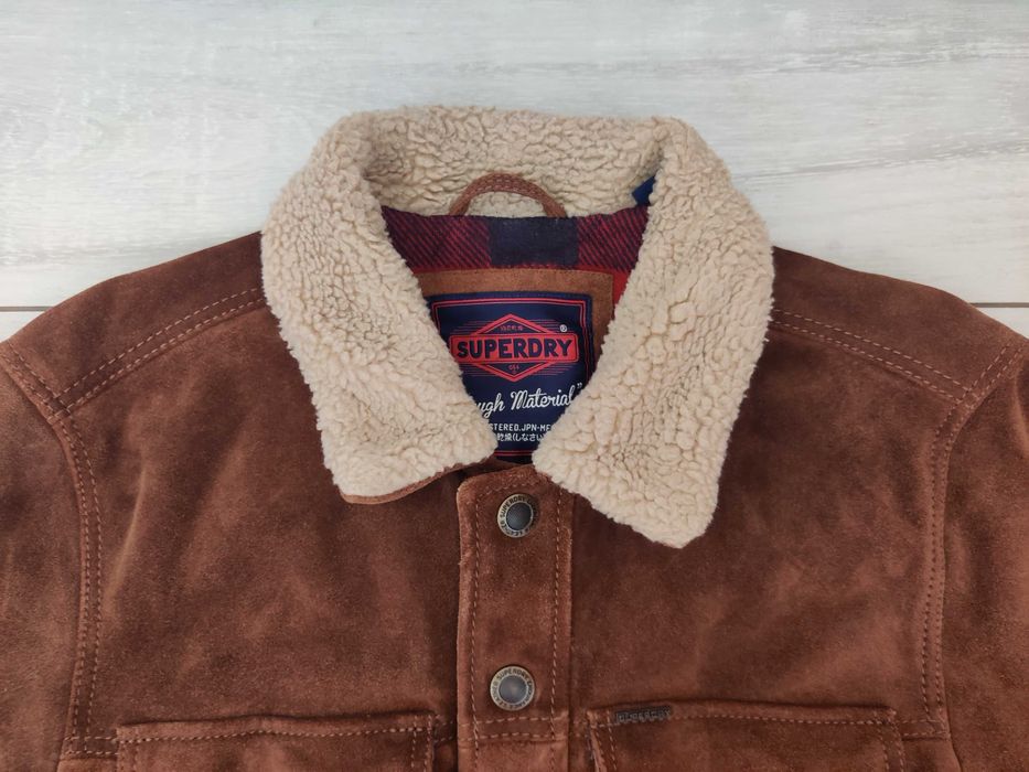 Замшева чоловіча куртка на кнопках Superdry М р