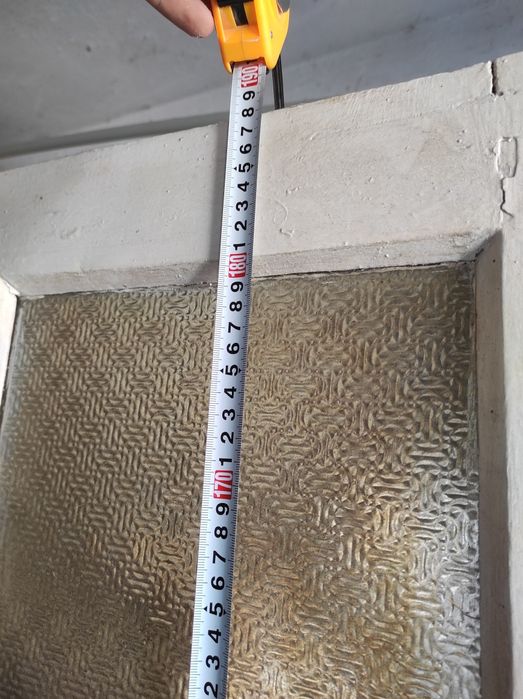 Продам двери б/у