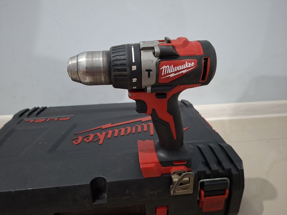 Дриль-шурупокрут з ударом акумуляторний Milwaukee M18 BLPD2