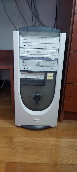 Desktop com impressora
