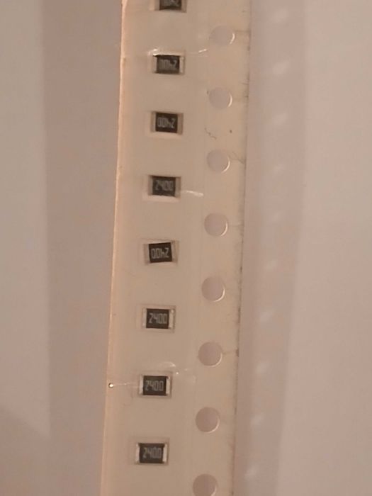 Resistência de montagem em superfície smd 2400ohms