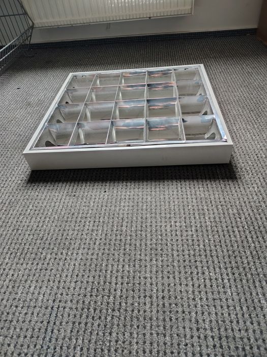 Oprawa rastrowa 60 x 60