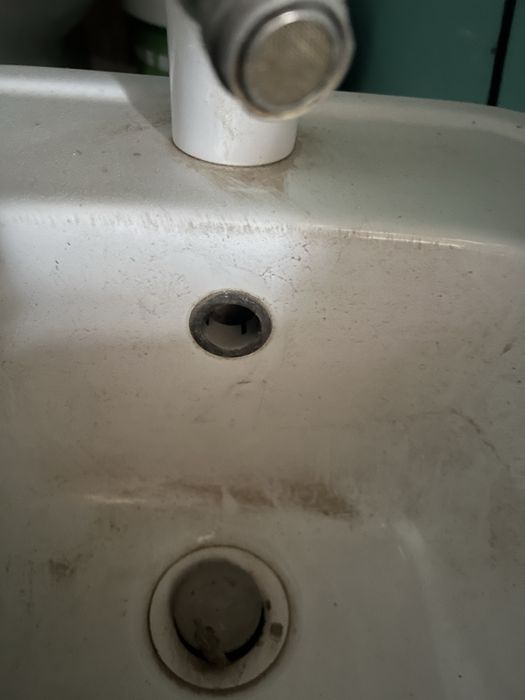 2 Bidés diferentes64584481238019123