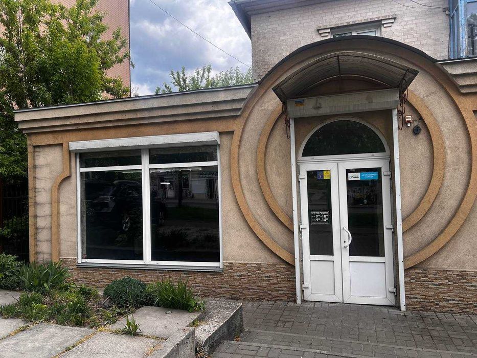 Продаж приміщення вільного призначення в районі Ж/Д вокзалу!