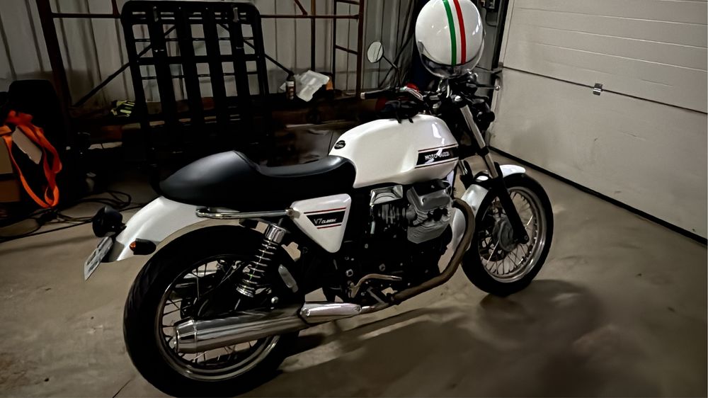 Moto Guzzi V7 Classic