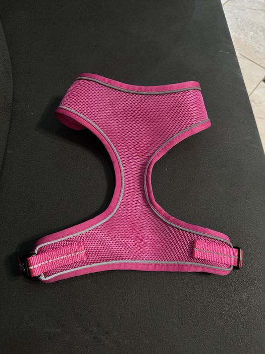 Шлейка, жилет для собаки