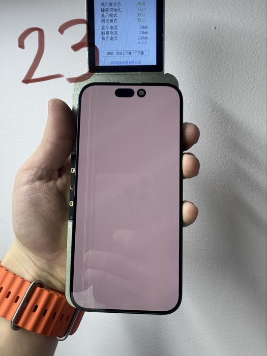 Дисплей оригіна на iPhone 14 Pro з дефектом