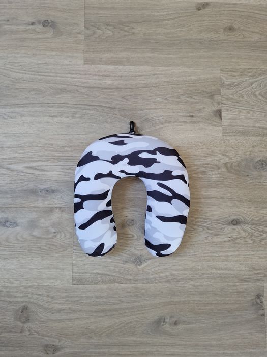 Poduszka podróżna rogal zagłówek moro