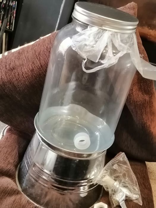 Dispensador de líquidos - 4L64740870337411122