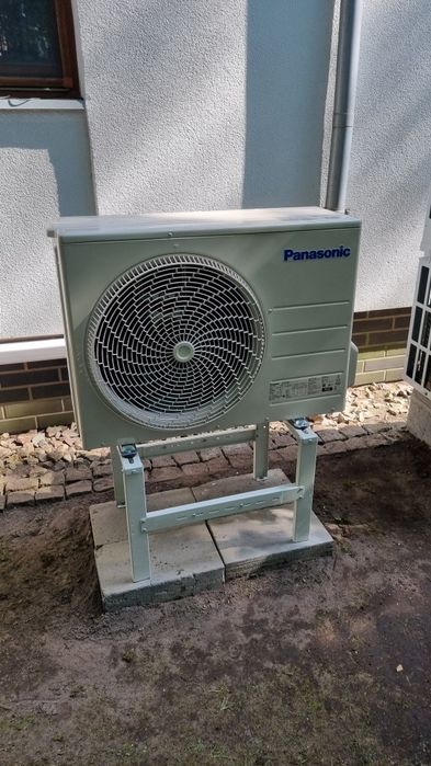 Montaż klimatyzacji Warszawa, odgrzybianie full service
