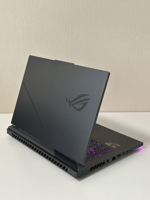 ASUS Rog Strix G16/RTX5070TI/Ryzen9
