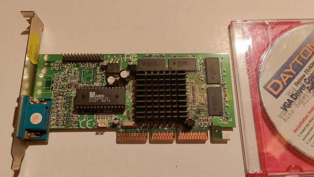 Karta graficzna GeForce MX200 32MB  retro