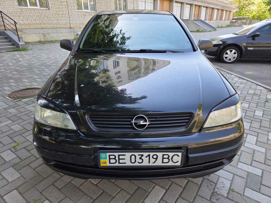 Продам Opel Astra 2006р. Один власник з автосалону, рідний пробіг!