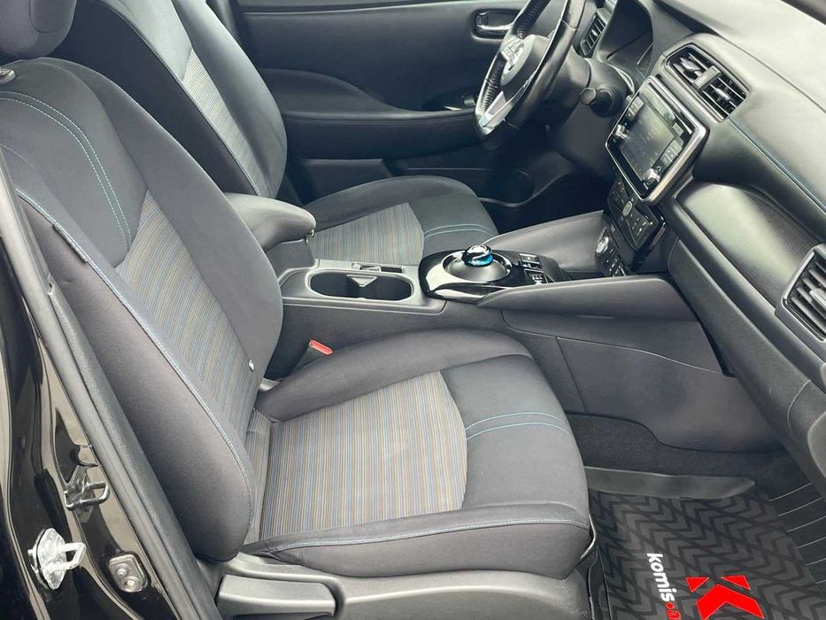 Продам  Nissan Leaf 2018. Можна в розстрочку, під викуп.