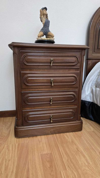 Quarto em cerejeira maciça