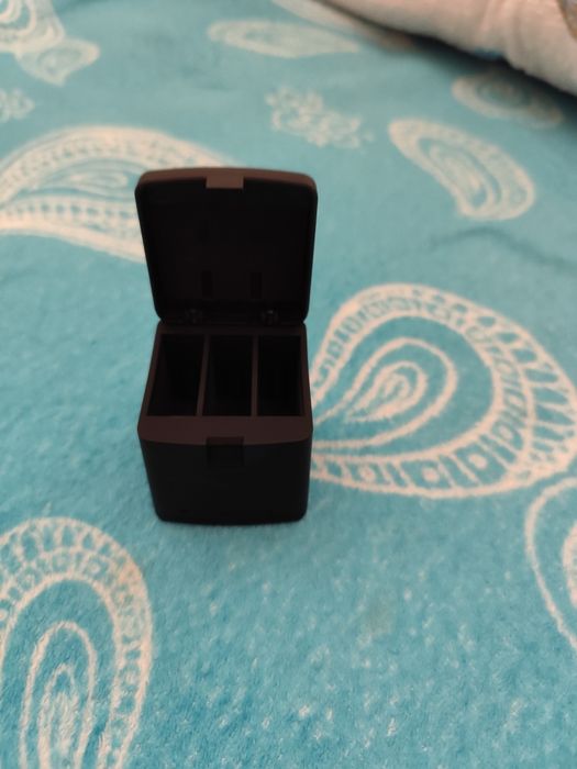 GoPro hero 10 mais baterias e carregador