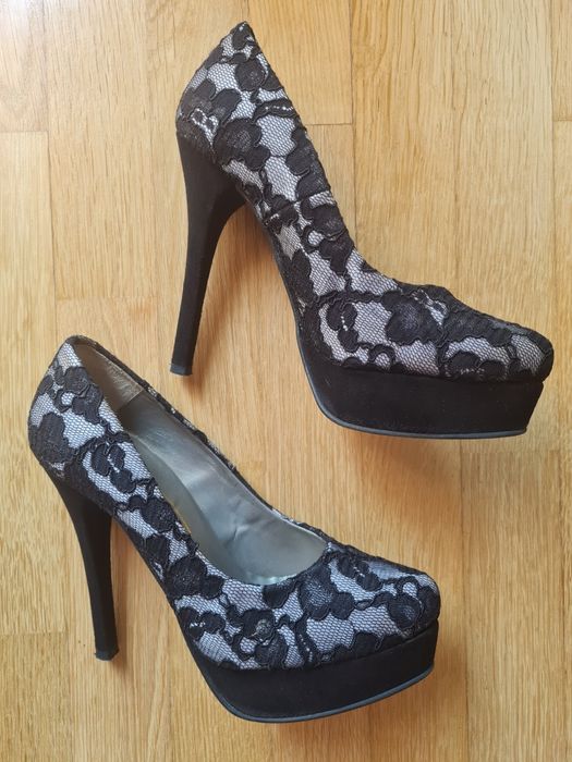 Sapatos da "GIANNA" N° 39