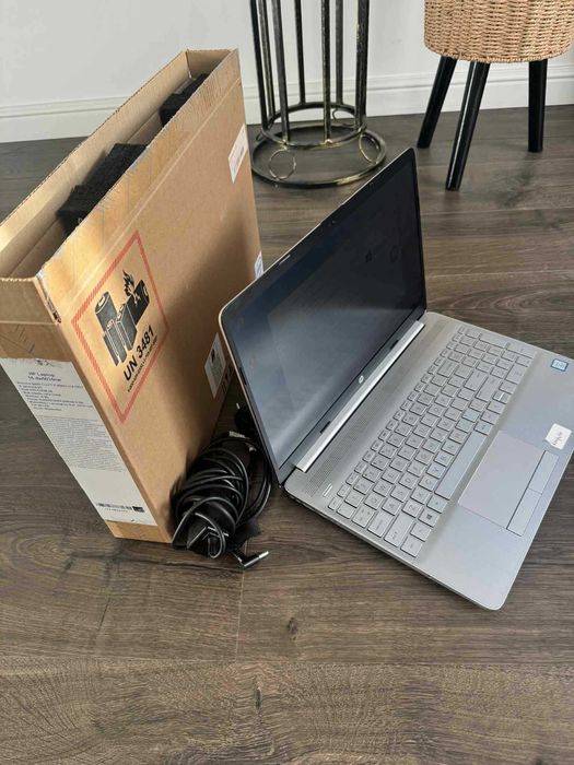 Laptop HP 15 dw0034nw, Inter core i7, 512 SSD, 100% sprawny i zadbany!