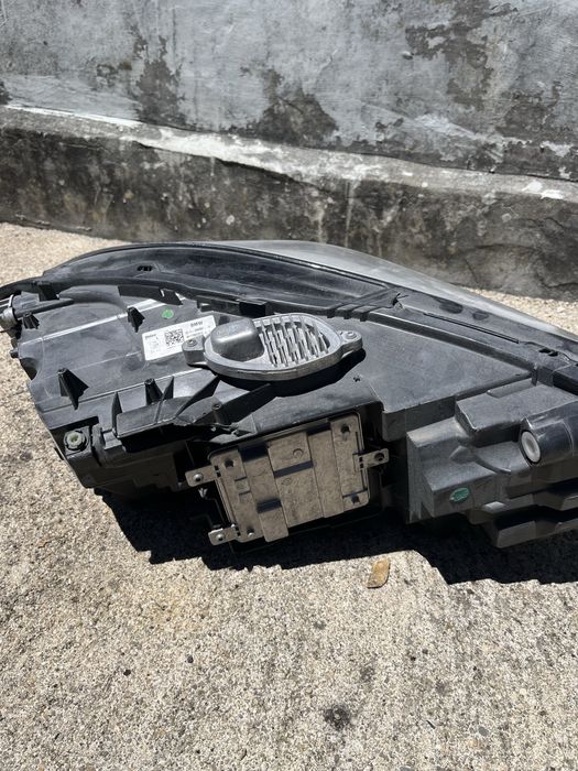 Peças material BMW serie 1 F40 ver descrição