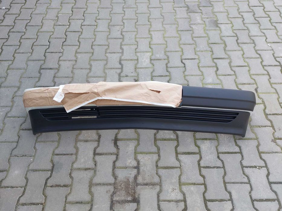 Бампер передній на Mercedes 190 (W201) 10.82-08.93 Мерседес 190