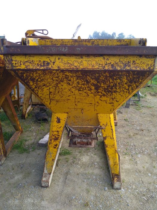 Balde betão para grua 1500l