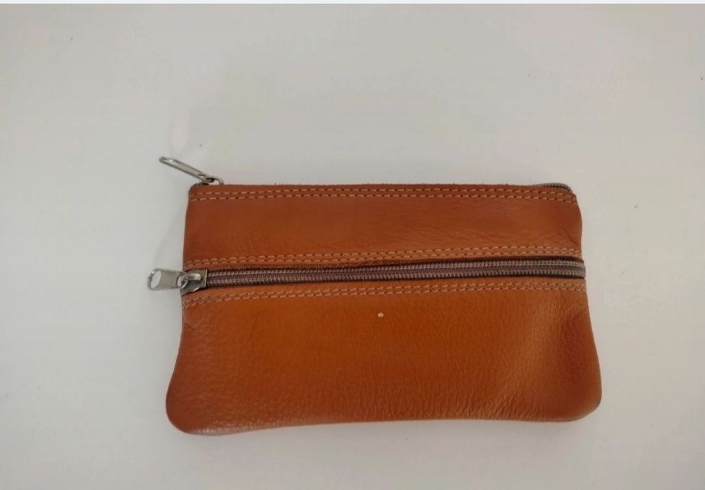 Portal koloru brązowy