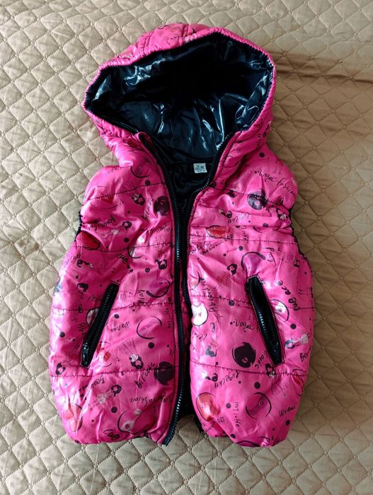 Яскрава жилетка Zara дівчинці 5-7 років