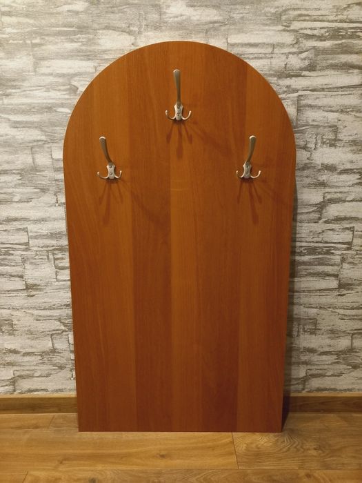 Вішалка настінна