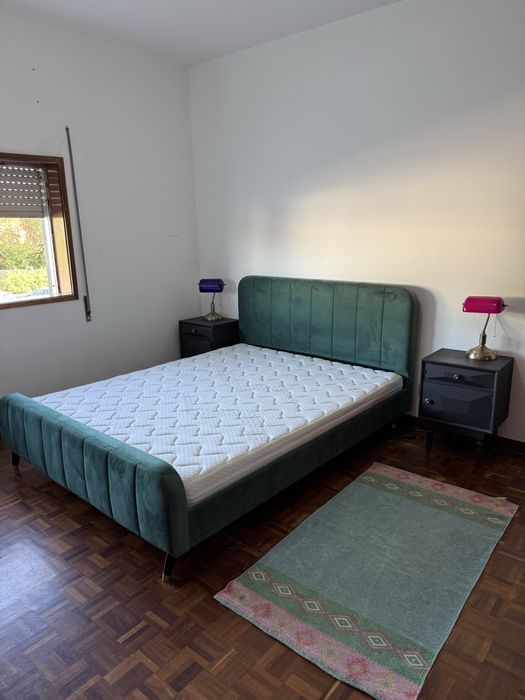 Quarto perafita mobilado