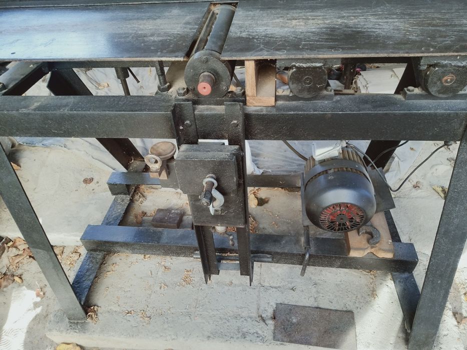 Станок циркулярний 220В три в одном.