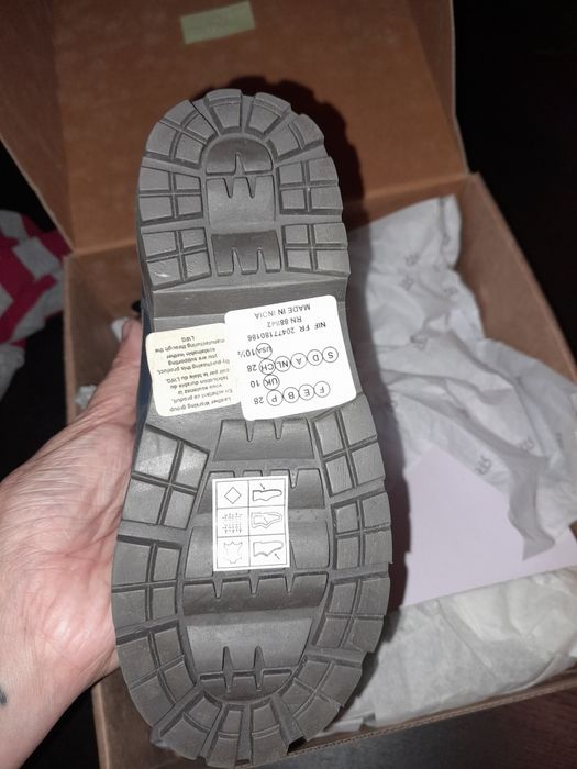 Botas NUNCA USADAS pele/atacadores