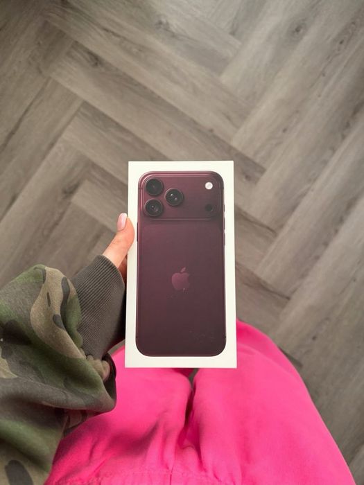 Iphone 18 Pro Max 256 gb burgundi