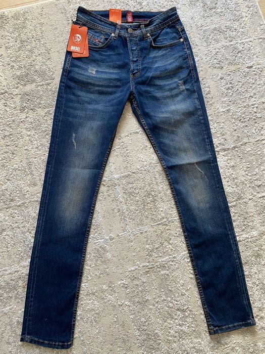 Spodnie jeansowe męskie Diesel 30