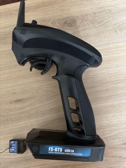 Aparatura rc FS GT 5