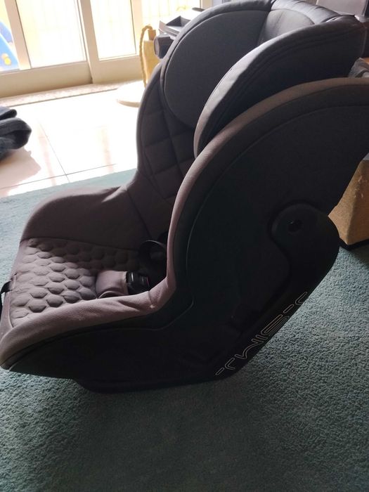 Cadeira auto bebé/criança - isofix