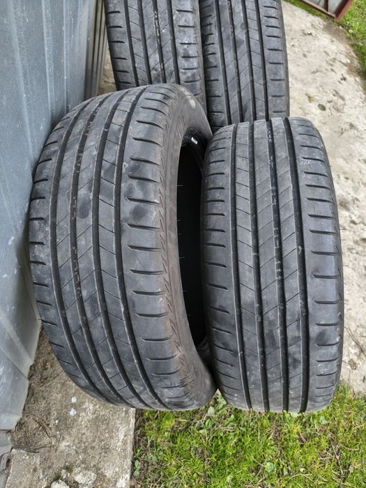 215 55 17 Bridgestone Turanza T005